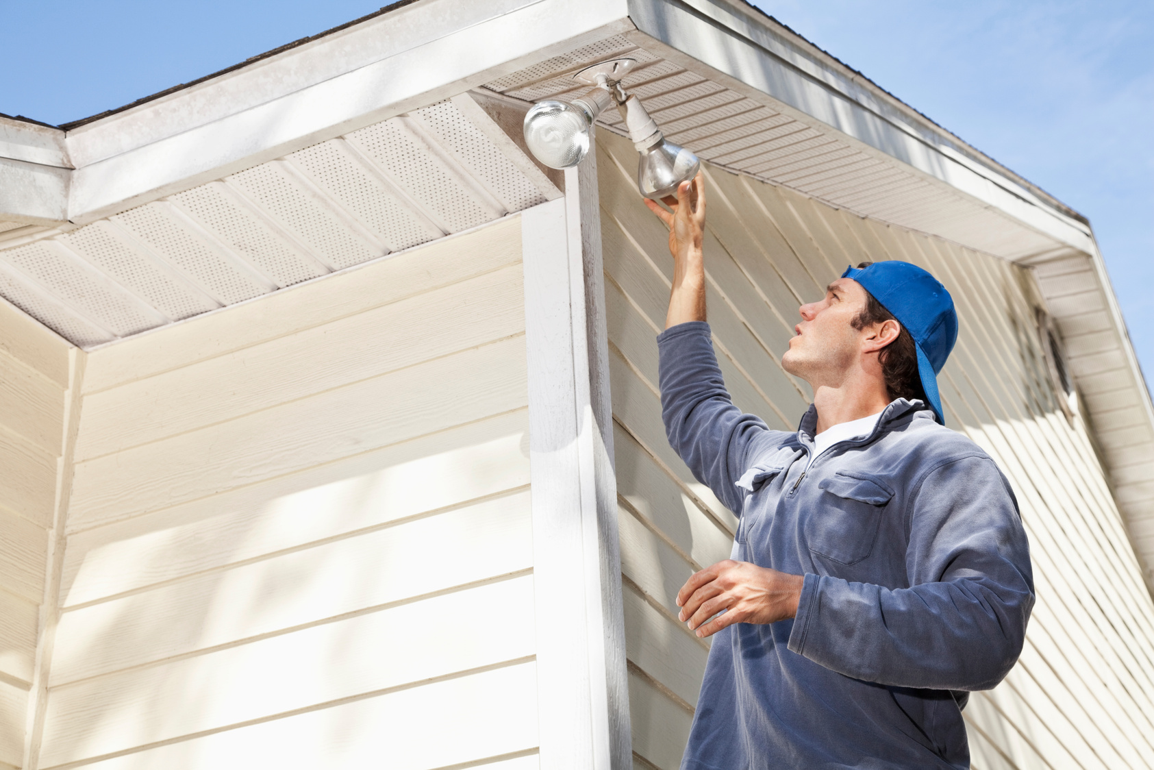 Man changing lightbulb